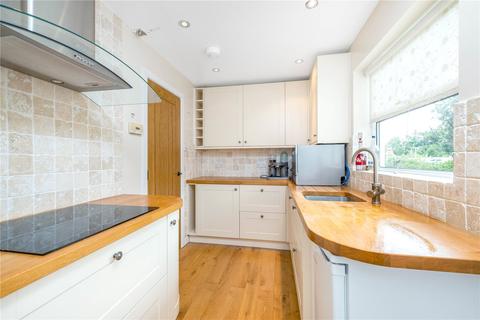 8 Farnborough Crescent, Bromley, BR2 7DL