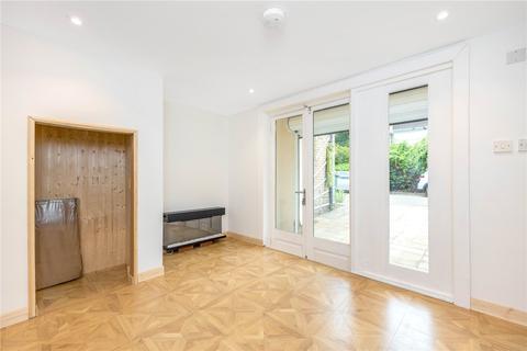 8 Farnborough Crescent, Bromley, BR2 7DL