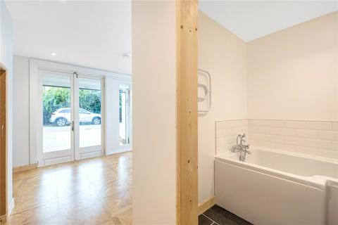 8 Farnborough Crescent, Bromley, BR2 7DL