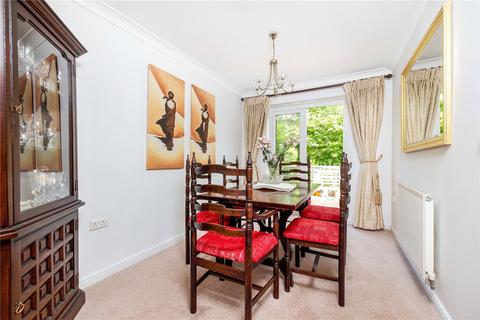 28 Barkway Drive, Orpington, BR6 8PQ