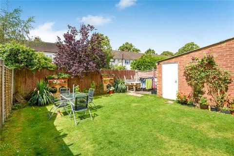 18 Fontwell Drive, Bromley, BR2 8AB