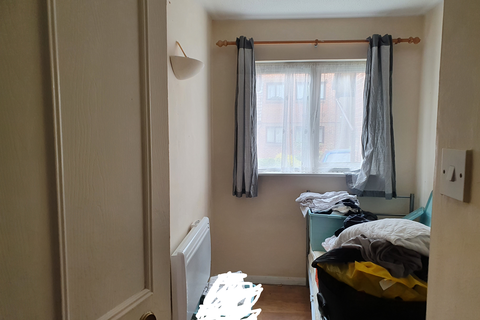 2 bedroom flat for sale, Thornton Heath CR7