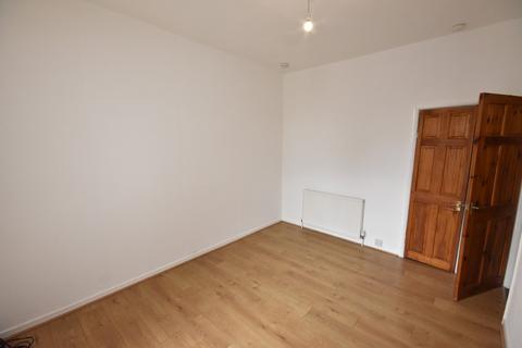 2 bedroom flat to rent - Rowms Lane, Swinton, Mexborough