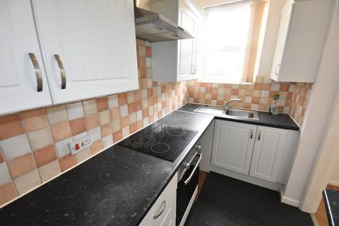 2 bedroom flat to rent, Rowms Lane, Swinton, Mexborough