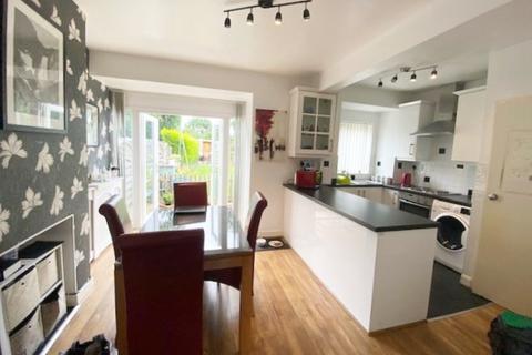 74 Clinton Road, Shirley, Solihull, B90 4RG