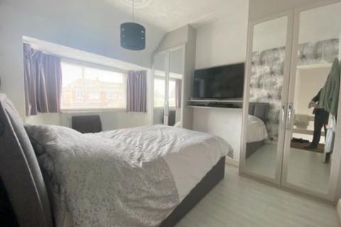 74 Clinton Road, Shirley, Solihull, B90 4RG
