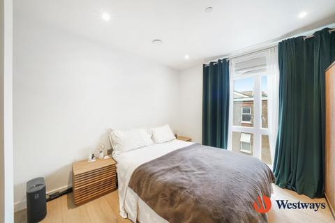 2 bedroom flat to rent, Fermoy Road, London W9