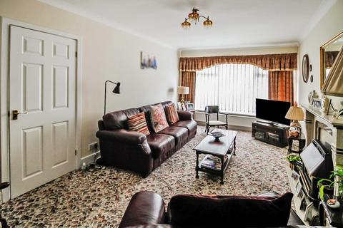 15 Bryn Afon, Rhuddlan, Rhyl, LL18 2SY