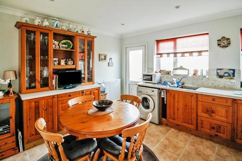 15 Bryn Afon, Rhuddlan, Rhyl, LL18 2SY