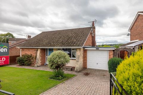 56 Bracken Close, Lydney, GL15 5AJ