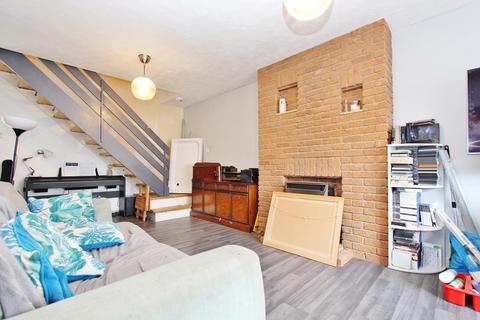 26 Fircroft, Kingsbury, Tamworth, B78 2JU