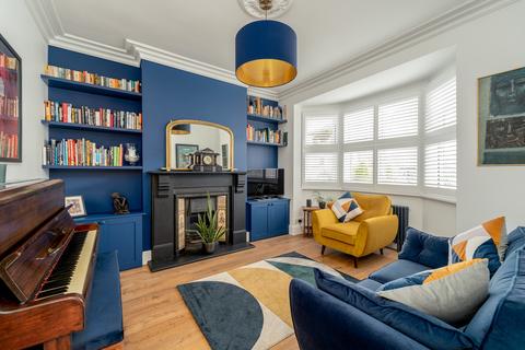 37 Wellesley Road, London, E11 2HG