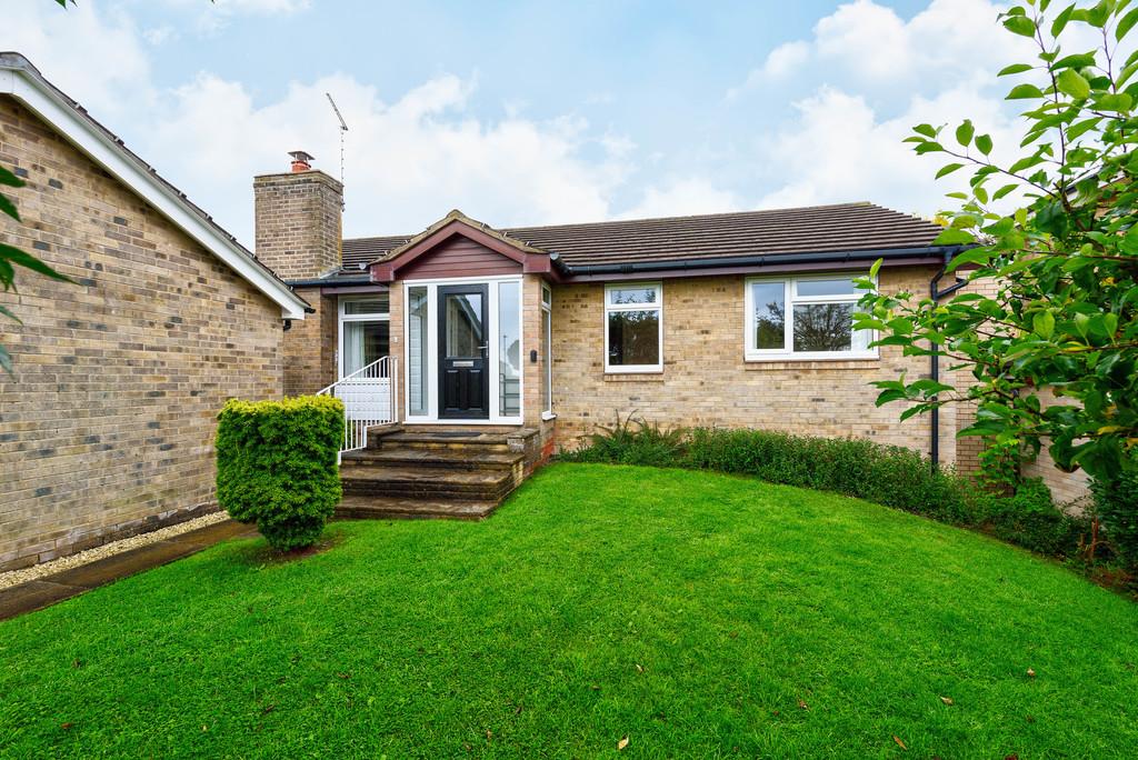 Moorcroft Road, Fulwood, Sheffield 3 bed detached bungalow £485,000