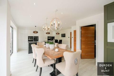 9 Glebe Road, Ongar, CM5 9HW