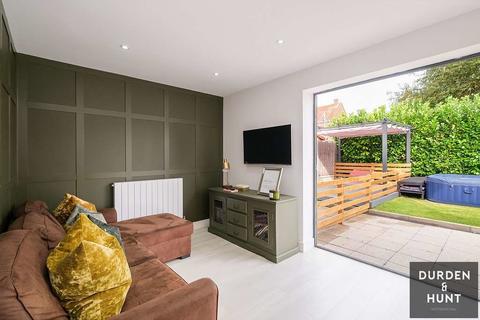 9 Glebe Road, Ongar, CM5 9HW