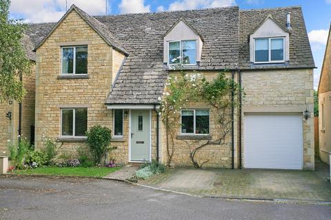 2 School Gardens, Broadwell, Moreton-in-marsh, GL56 0TF