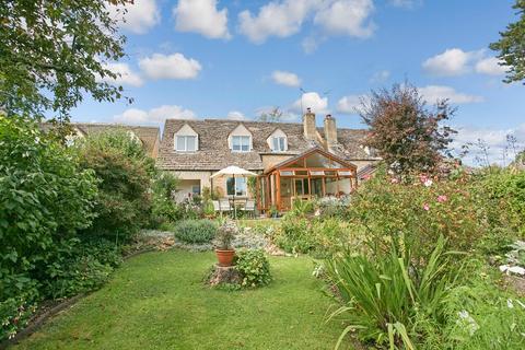 2 School Gardens, Broadwell, Moreton-in-marsh, GL56 0TF