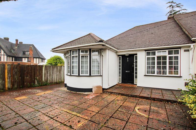 Steynton Avenue, Bexley 3 bed semidetached bungalow £475,000