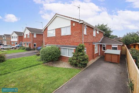 2 Sutherland Close, Taunton, TA1 4LE