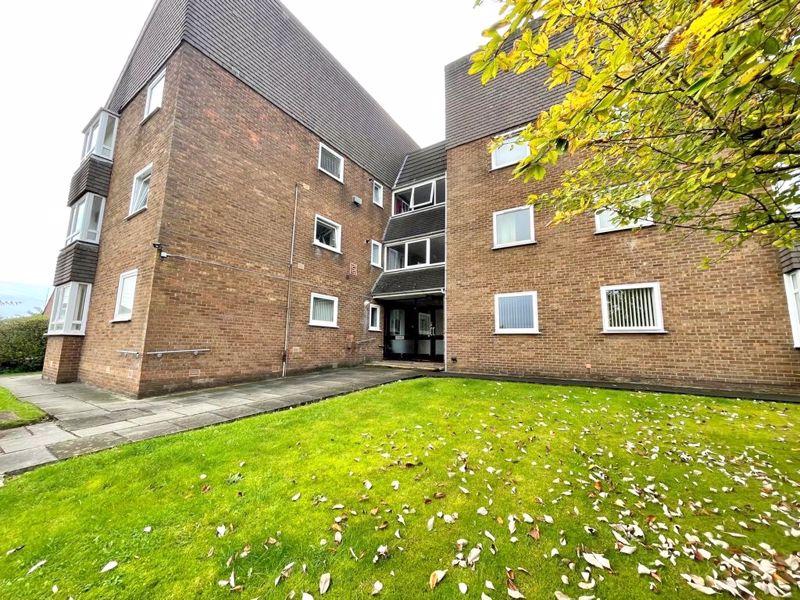 Green Lane, Ormskirk 2 bed apartment £125,000