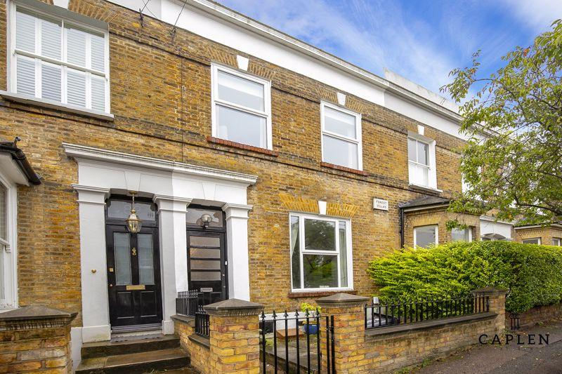 Princes Road, Buckhurst Hill 3 bed terraced house £1,850 pcm (£427 pw)