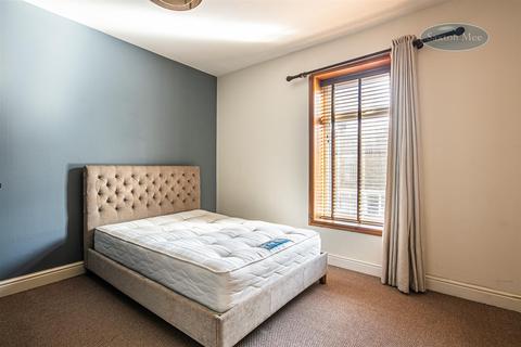 66 Duncan Road, Sheffield, S10 1SN