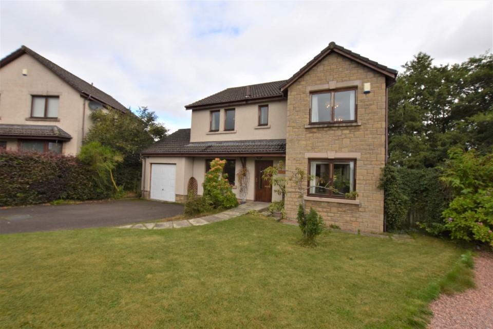 Inchbrakie Drive, Crieff 4 bed detached house £260,000