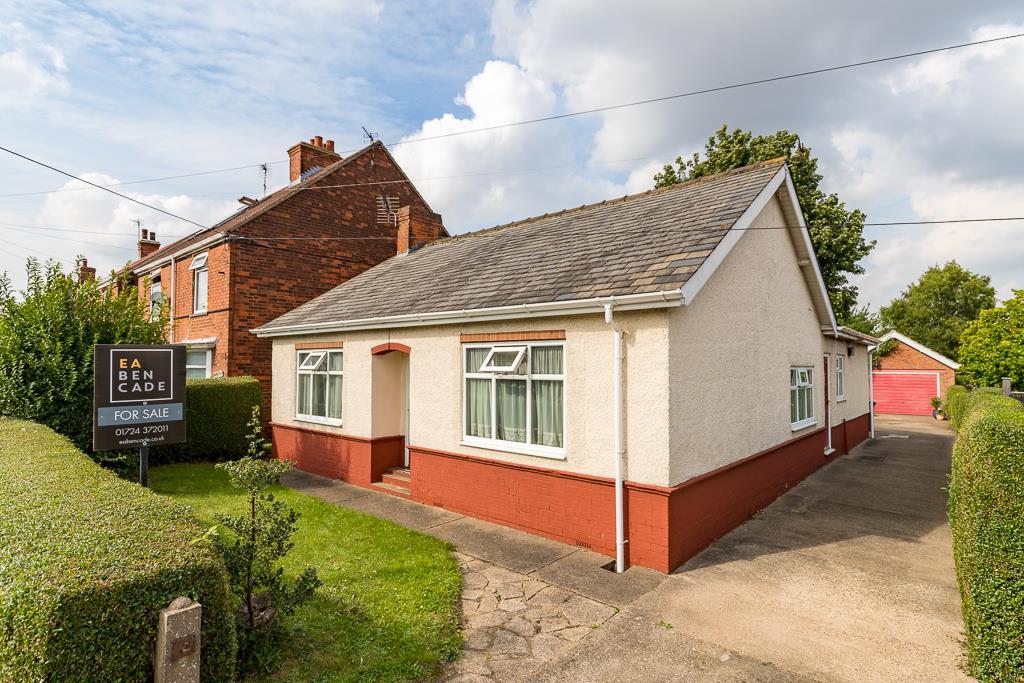 Cemetery Road, Winterton, Scunthorpe 3 bed detached bungalow £285,000