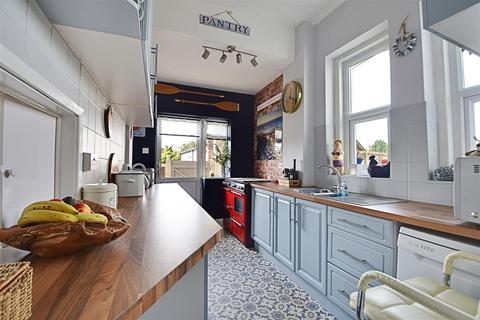1, Cranfield Court Cranfield Road, Bexhill-on-sea, TN40 1QB
