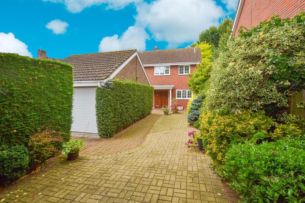Granby Road, Stevenage 4 bed detached house £675,000