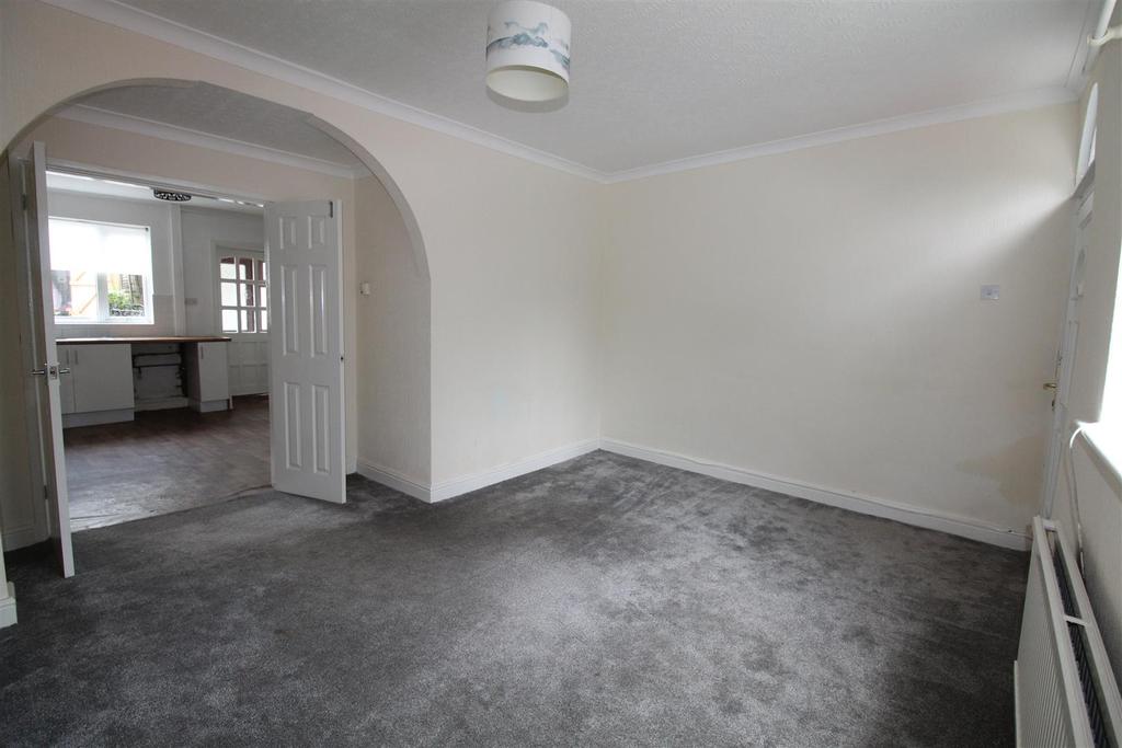 Scot Lane, Blackrod, Bolton 2 bed terraced house £625 pcm (£144 pw)