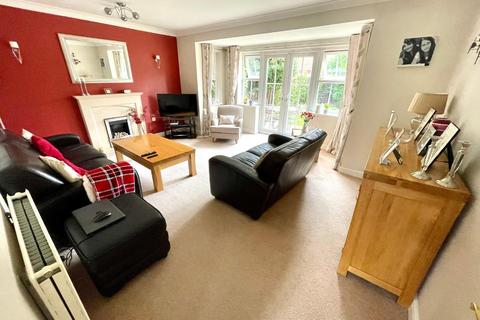 108 Wake Way, Grange Park, Northampton, NN4 5BF