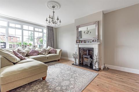 40 Clandon Close, Epsom, KT17 2NH