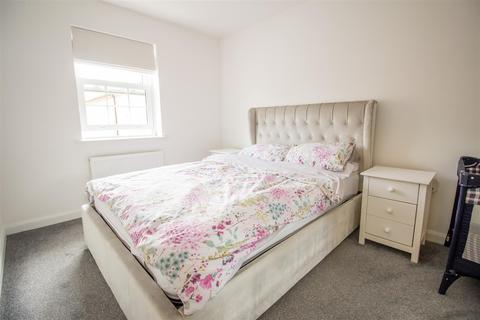 15 Baker Drive, Kempston, Bedford, MK42 7GY