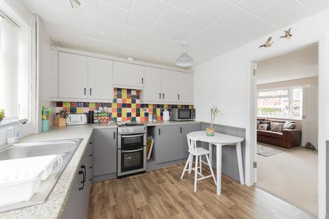 10 Carnarvon Drive, Burton Joyce, Nottingham, NG14 5ER