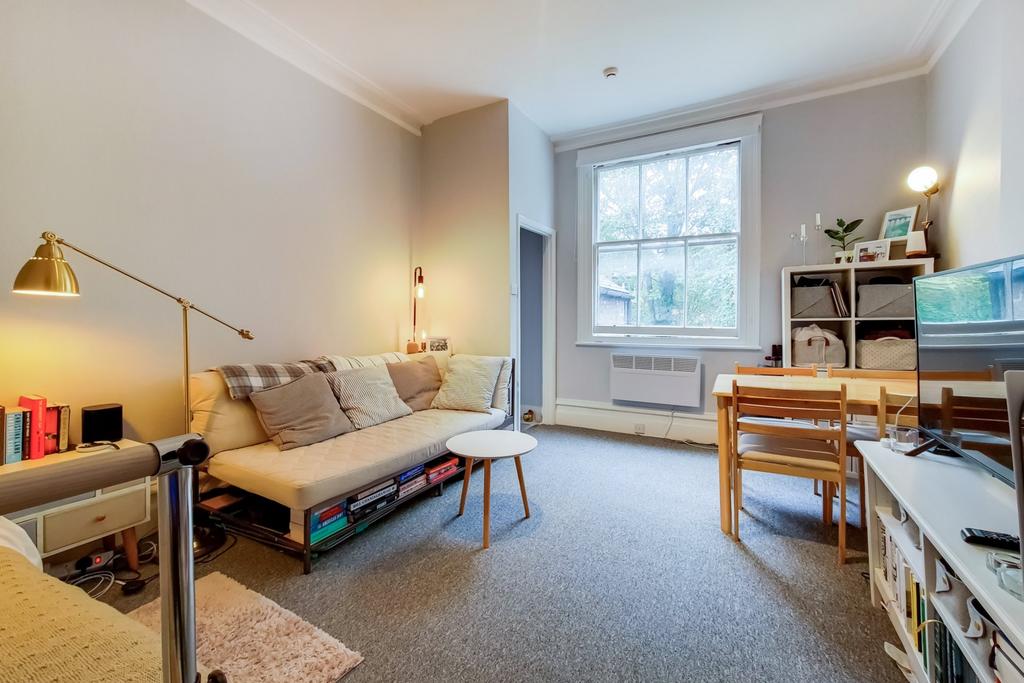 Apartment in London - View 2
