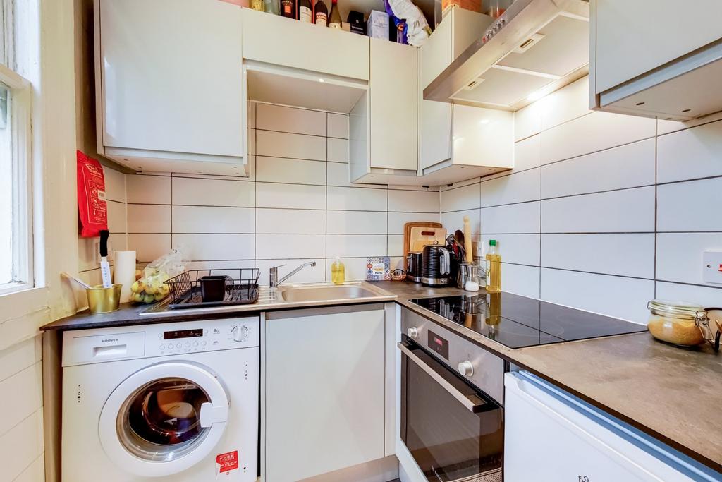Apartment in London - More