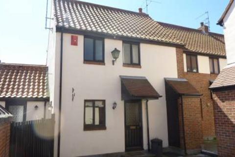 2 bed house for rent in 10 Sylveser Court Beverley, HU17 8DZ