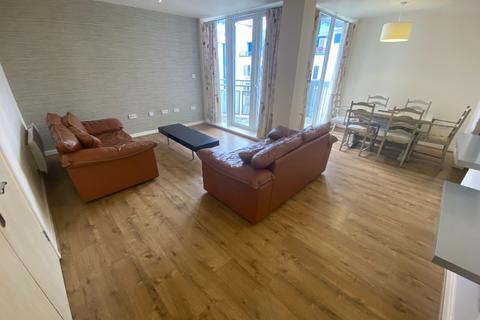 2 bedroom flat to rent, Gordon Gardens, Plaza 21, Swindon, SN1