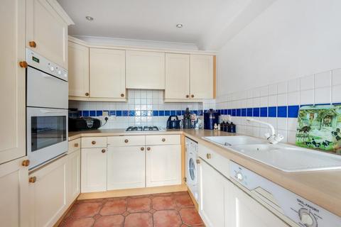 8 Lytchet Road, Bromley, BR1 4DU