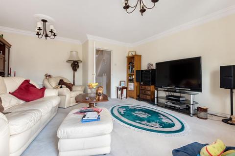 8 Lytchet Road, Bromley, BR1 4DU