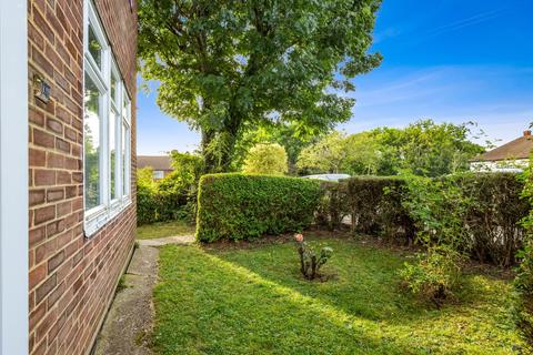 102 Withy Mead, London, E4 6JW