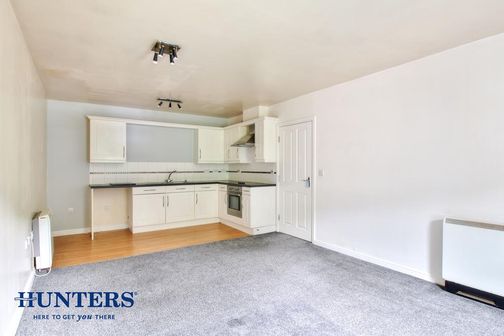 Kitchen / Lounge