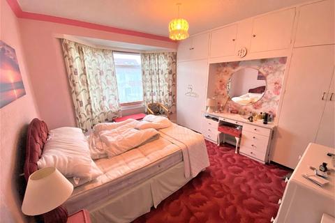 36 Richmond Avenue, Uxbridge, UB10 9BH