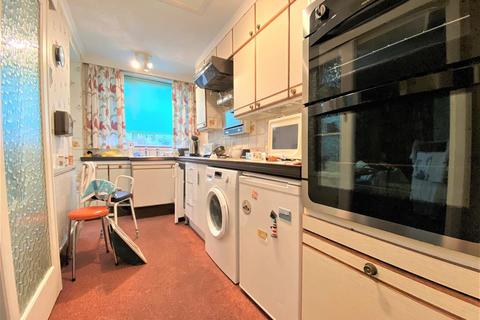 36 Richmond Avenue, Uxbridge, UB10 9BH