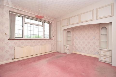 59 Bentsbrook Park, North Holmwood, Dorking, RH5 4JL