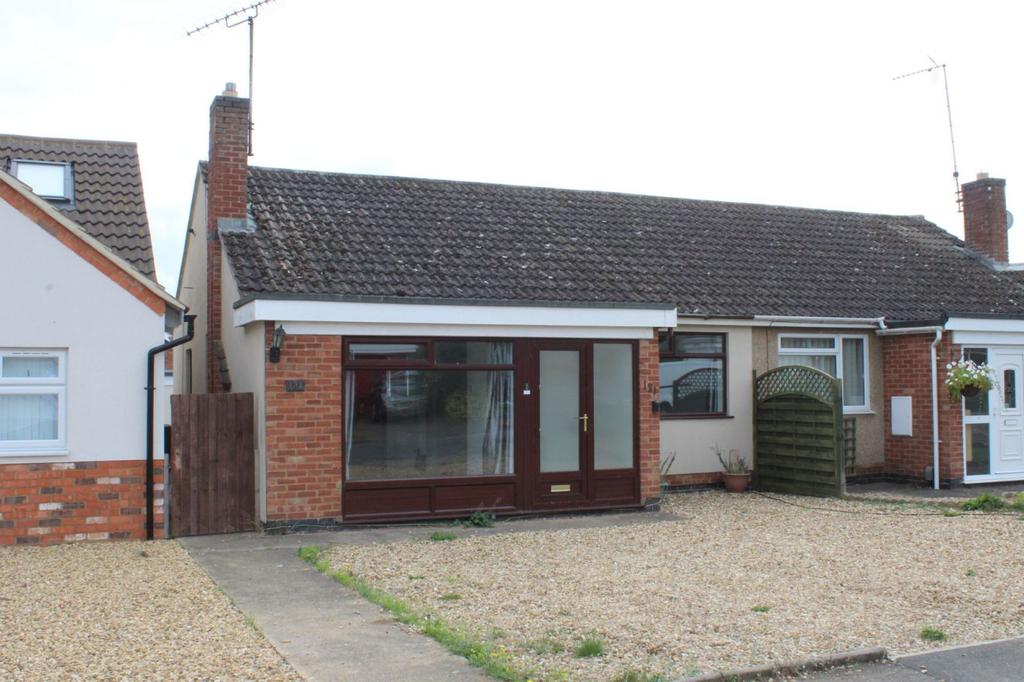 Park Lane, Duston, Northampton NN5 6QW 2 bed property £235,000