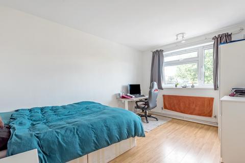 7 Thorburn Square, London, SE1 5QH