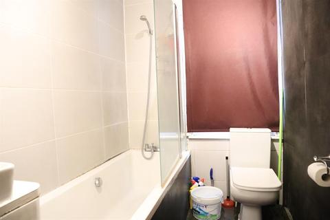 34 Temple Road, Hounslow, TW3 1XS