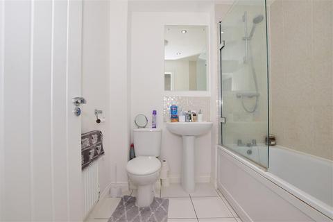 4 Batten Walk, Maidstone, ME17 3AA